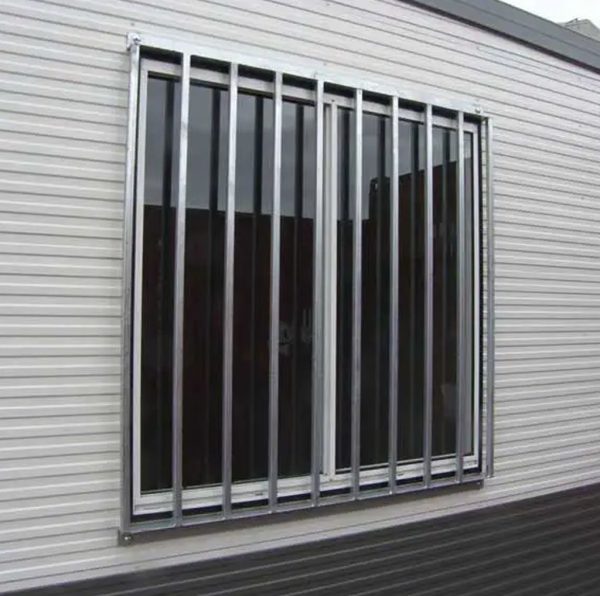 Change Rooms - Image 2